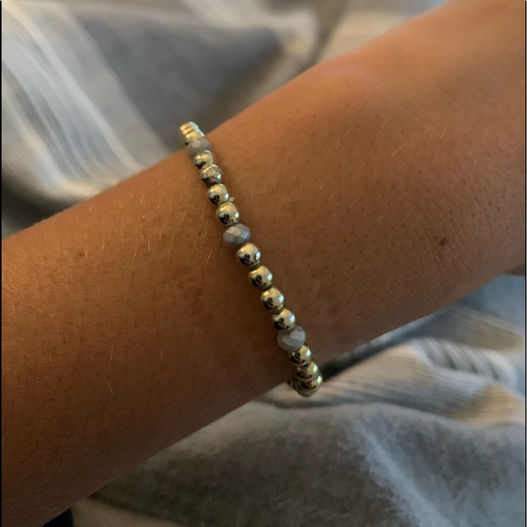 stack of bracelets - Picture 4 of 5